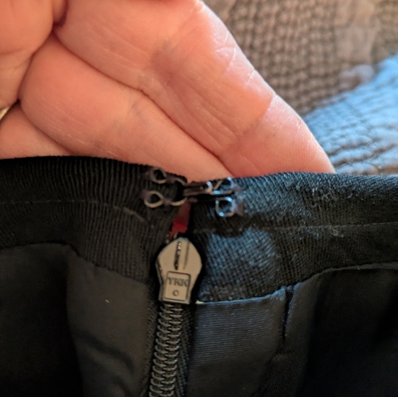 Liz Claiborne Wool Pencil Skirt sz 10 - Picture 13 of 13